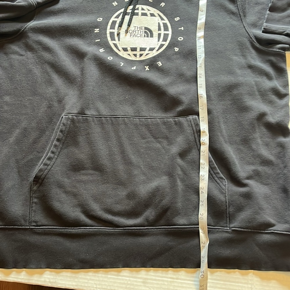 The North Face-XXL-Black- Hoodie-never stop exploring logo-hooded sweatshirt. - Picture 15 of 16
